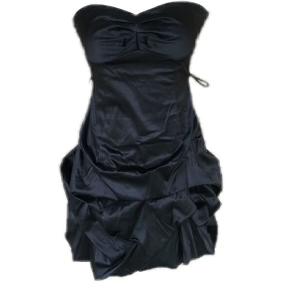 Sweetheart Ruffle Dress  - Picture 1 of 5
